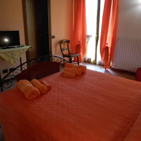 Agriturismo Il Crutin * Santo Stefano Belbo